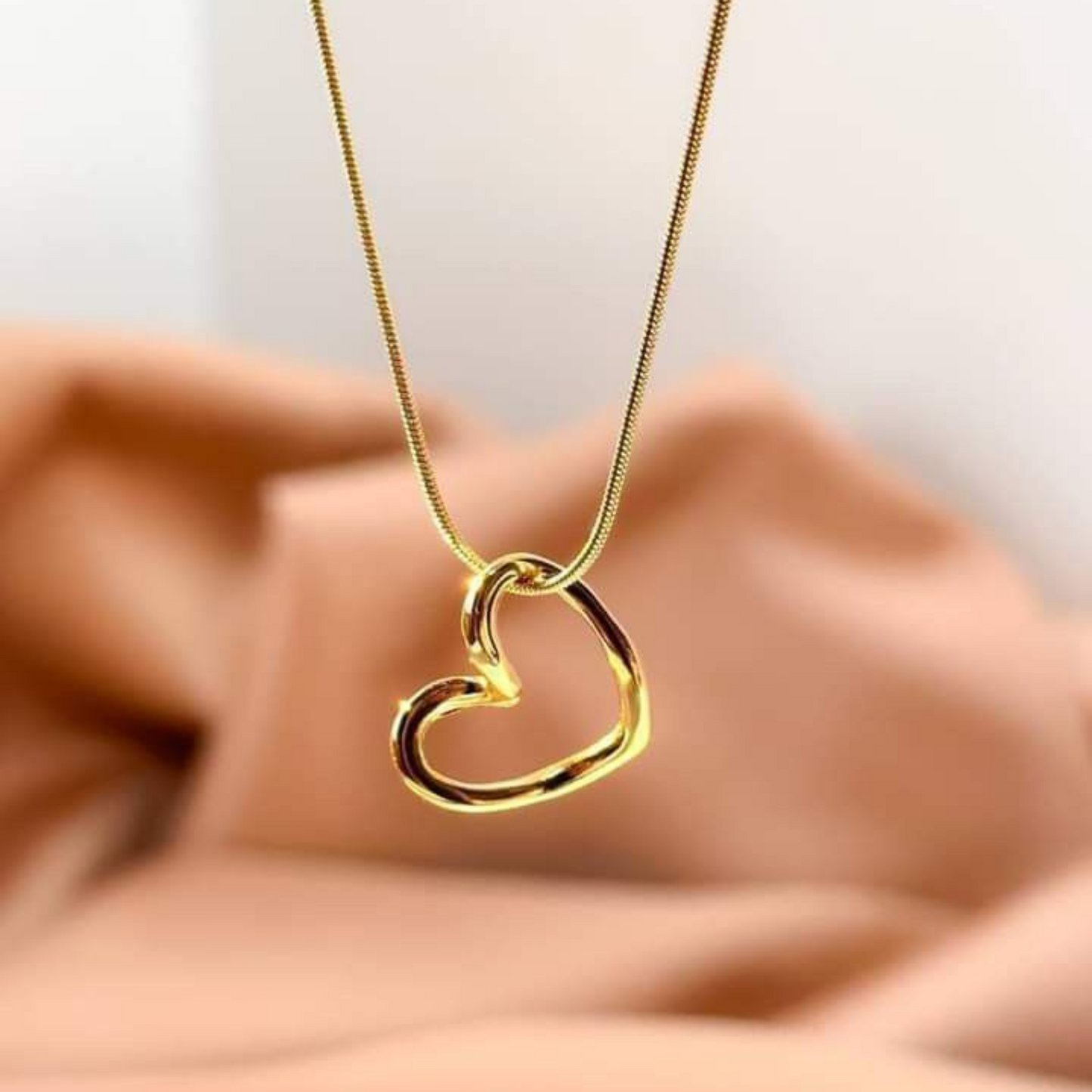Lover Necklace